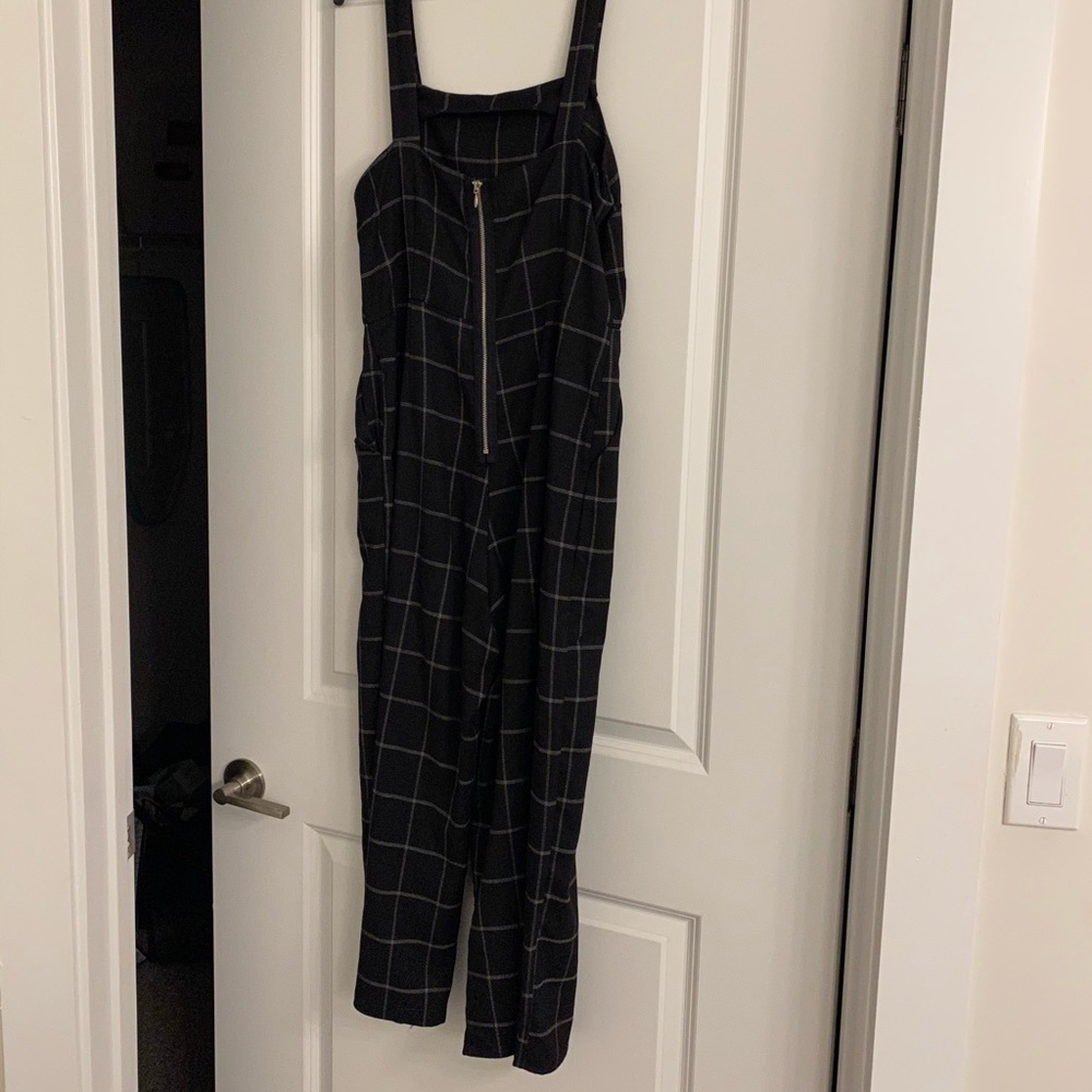 Romper - Picture 4 of 4